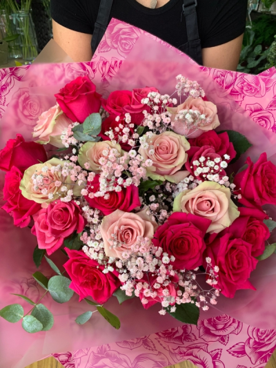 Princess Treatment - This bouquet is breathtaking. And perfect for proposals or anniversaries, or congratulations or special birthdays. It contains 3 shades of pinks large headed roses and perfect pink gypsophillia. With fragrant eucalyptus.