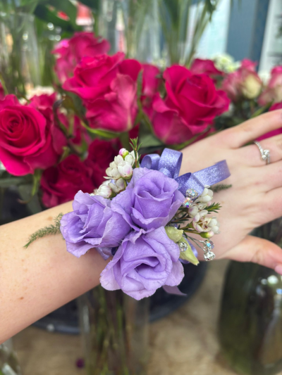 Purple lisianthus corsage - Please leave in the notes if you would like anything tweaked such as ribbon colour or silver/gold sparkles :)